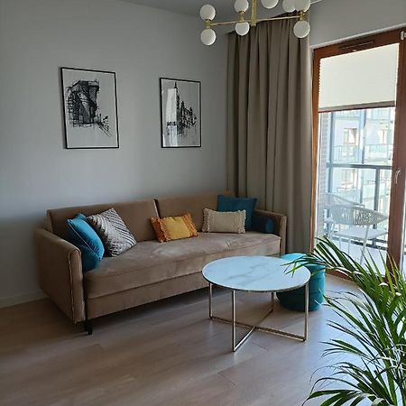 Apartament Zajezdnia Apartment Gdansk Bagian luar foto