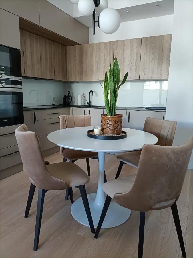 Apartament Zajezdnia Apartment Gdansk Bagian luar foto