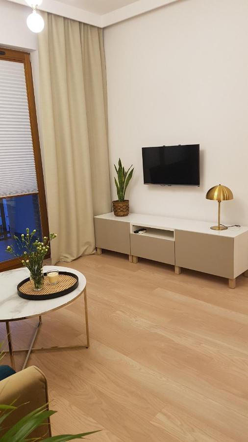 Apartament Zajezdnia Apartment Gdansk Bagian luar foto